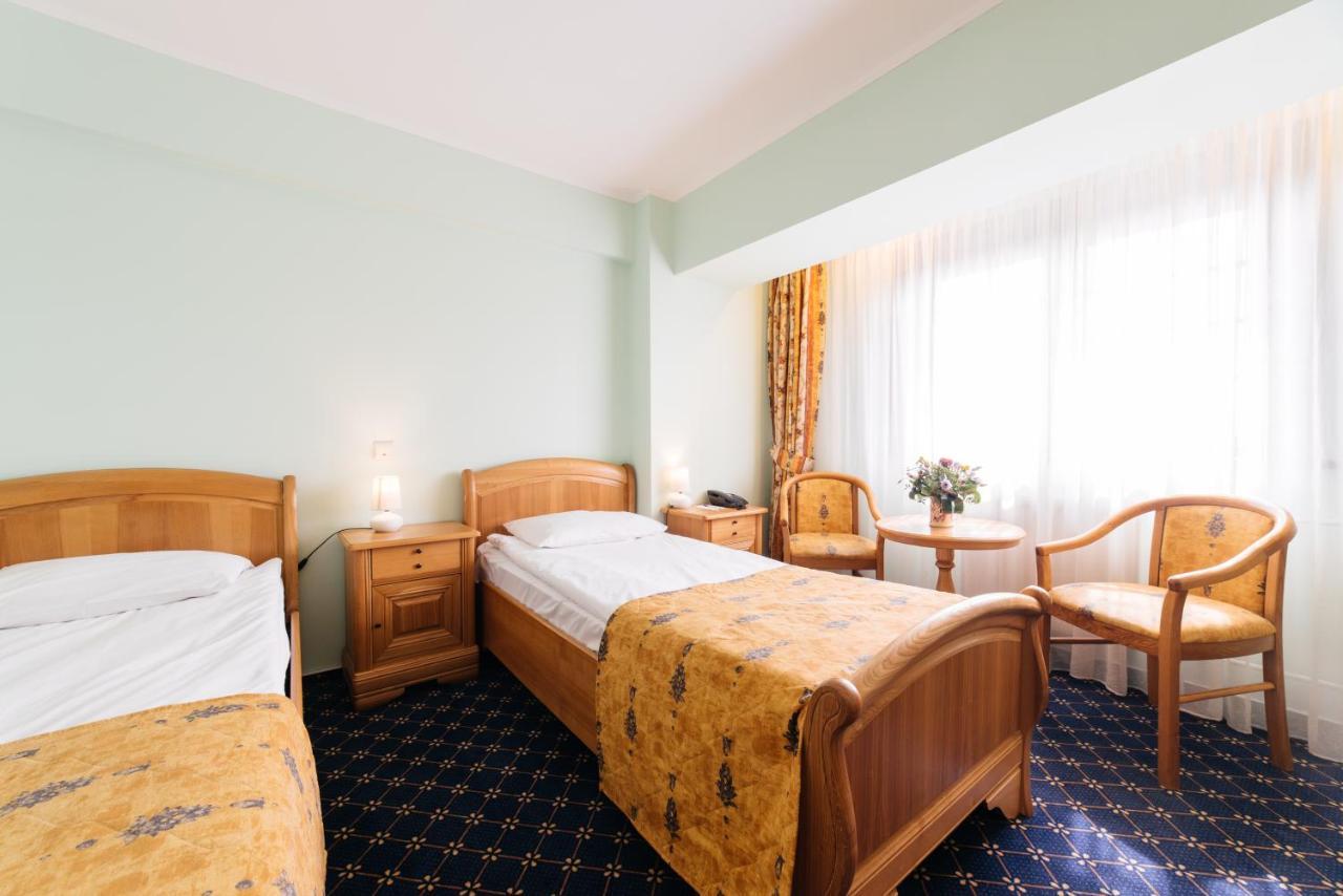 Best Western Bucovina Club De Munte Gura Humorului Dış mekan fotoğraf