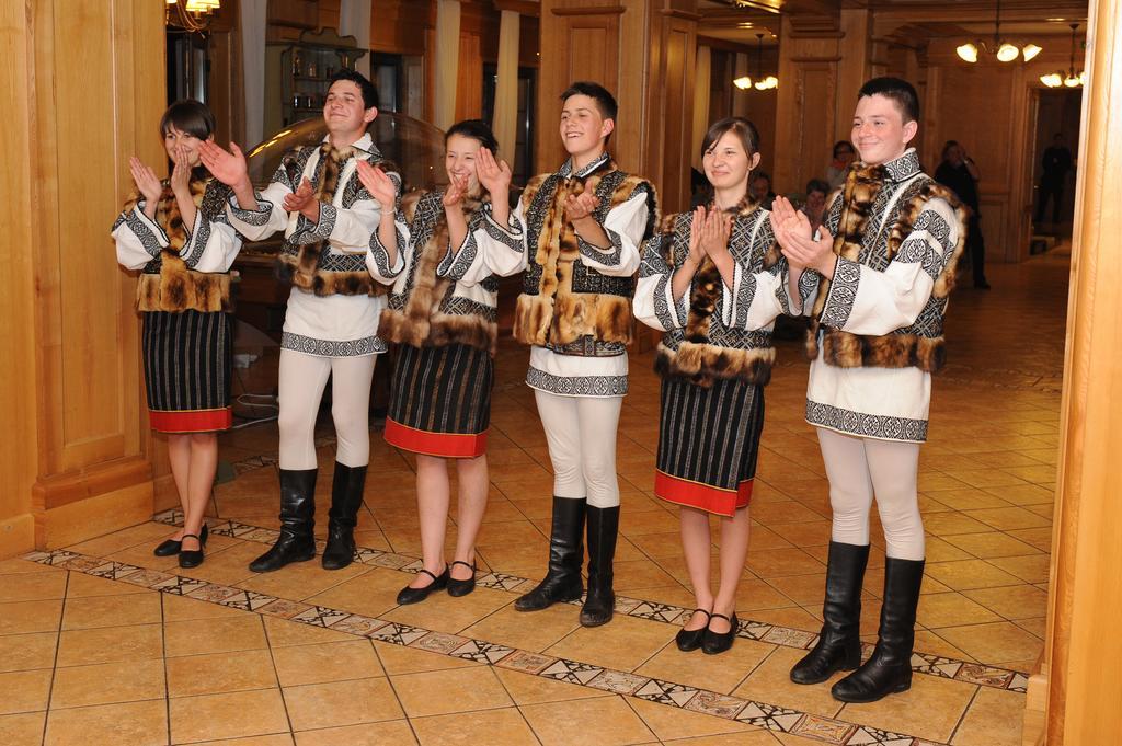 Best Western Bucovina Club De Munte Gura Humorului Dış mekan fotoğraf
